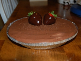 Chocolate_Mousse_Pie_with_Chocolate_Covered_Strawberries